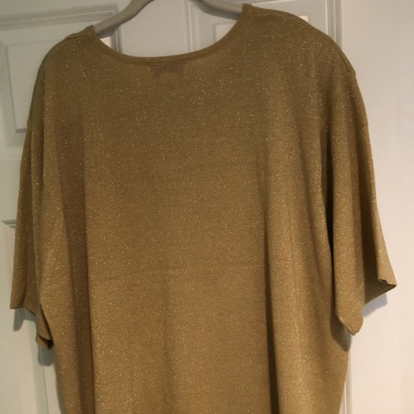 Woman's plus size 3X top with metallic threads - Picture 2 of 2